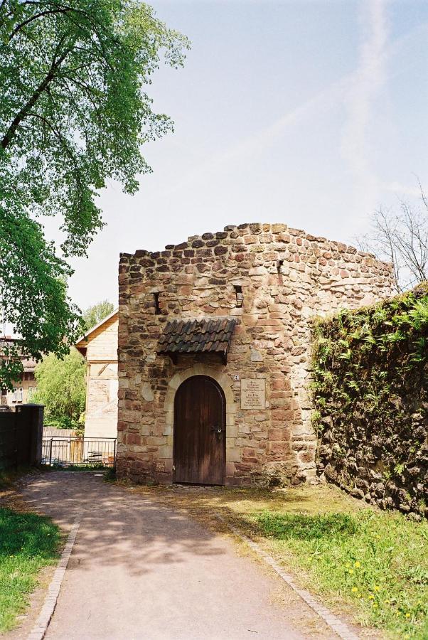 Gaestehaus Am Storchenturm ไอเซนัค ภายนอก รูปภาพ