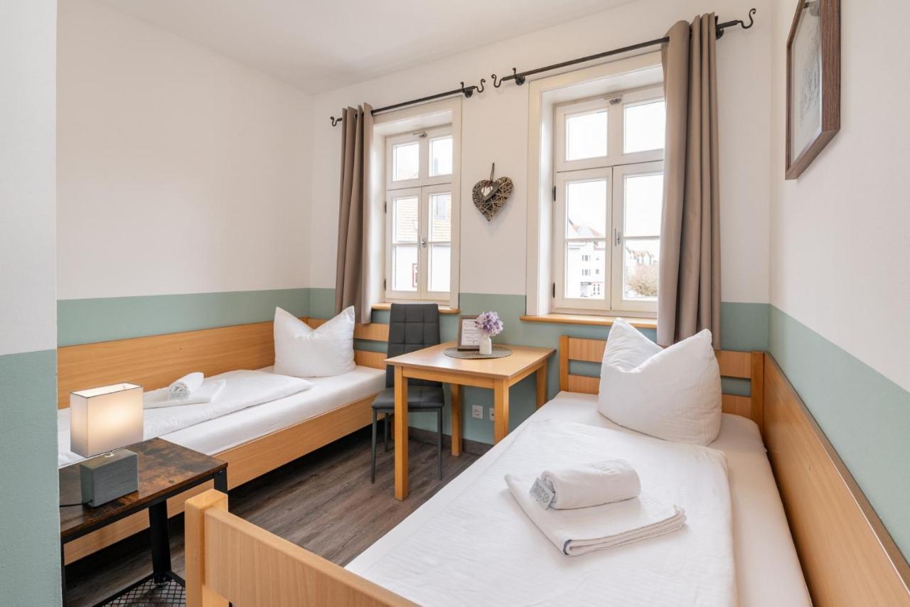 Gaestehaus Am Storchenturm ไอเซนัค ภายนอก รูปภาพ